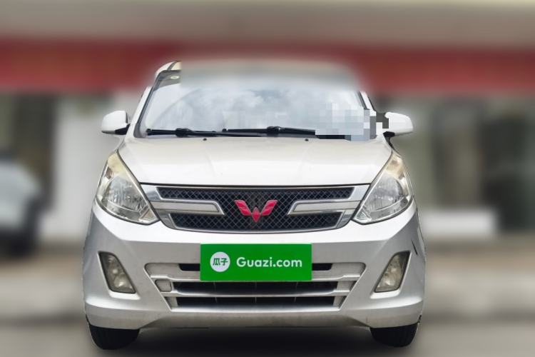 Used Wuling Rongguang V 2018 1.5L Standard Version Front