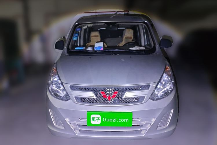 Used Wuling Rongguang V 2018 1.2L Practical Model Front