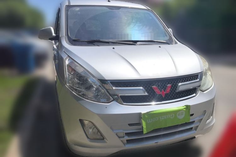 Used Wuling Rongguang V 2018 1.5L Standard Version Front
