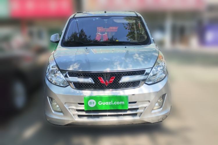Used Wuling Rongguang V 2018 1.5L Standard Version Front