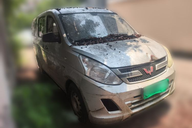 Used Wuling Rongguang V 2018 1.5L Practical Version Front Right 45 Deg