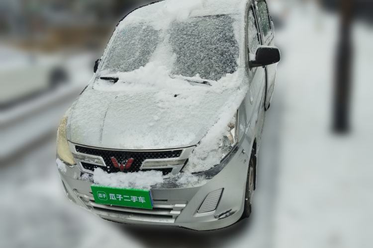 Used Wuling Rongguang V 2018 1.2L Practical Model Front