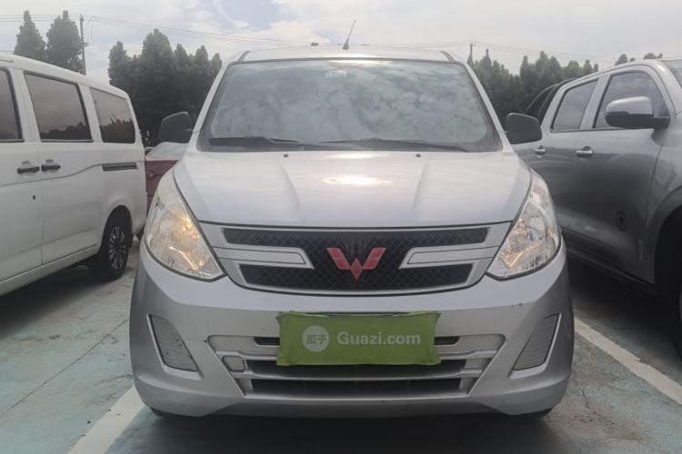 Used Wuling Rongguang V 2018 1.5L Practical Version Front