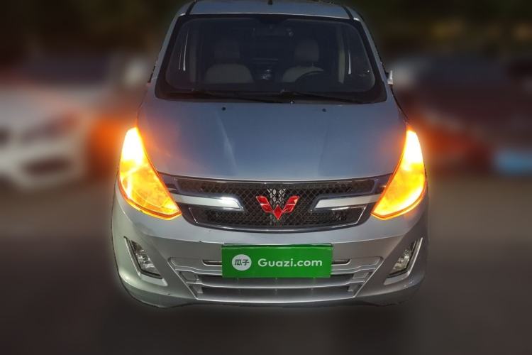 Used Wuling Rongguang V 2018 1.5L Standard Version Front