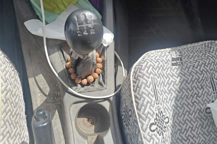 Used Wuling Rongguang V 2018 1.5L Standard Version Gear Lever