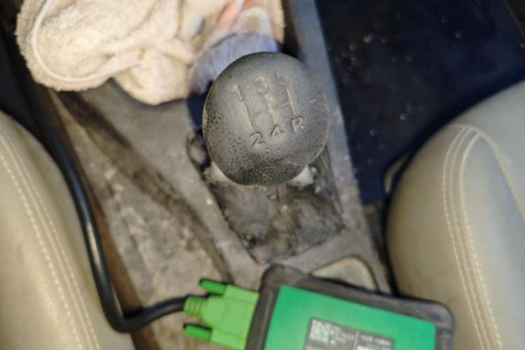 Used Wuling Rongguang V 2018 1.5L Standard Version Gear Lever