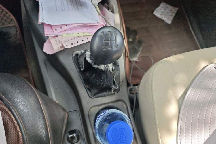 Used Wuling Rongguang V 2018 1.5L Standard Version Gear Lever