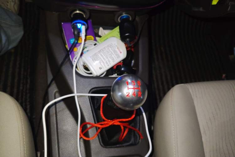 Used Wuling Rongguang V 2018 1.5L Standard Version Gear Lever