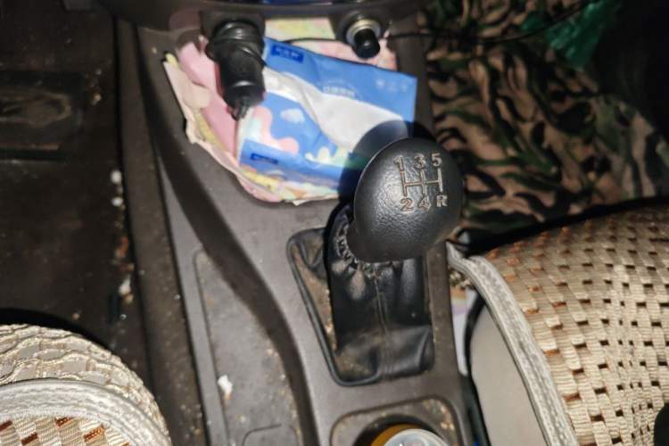 Used Wuling Rongguang V 2018 1.2L Standard Model Gear Lever