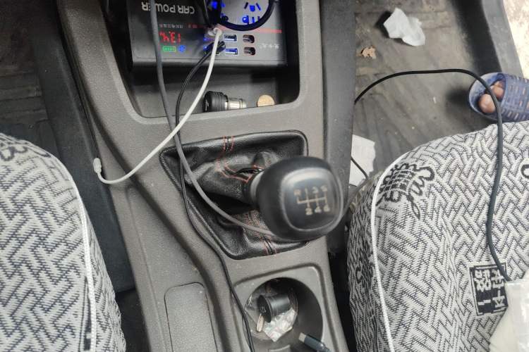 Used Wuling Rongguang V 2018 1.5L Standard Version Gear Lever