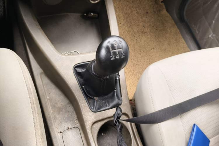Used Wuling Rongguang V 2018 1.5L Practical Version Gear Lever