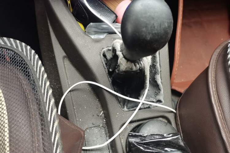 Used Wuling Rongguang V 2018 1.5L Standard Version Gear Lever
