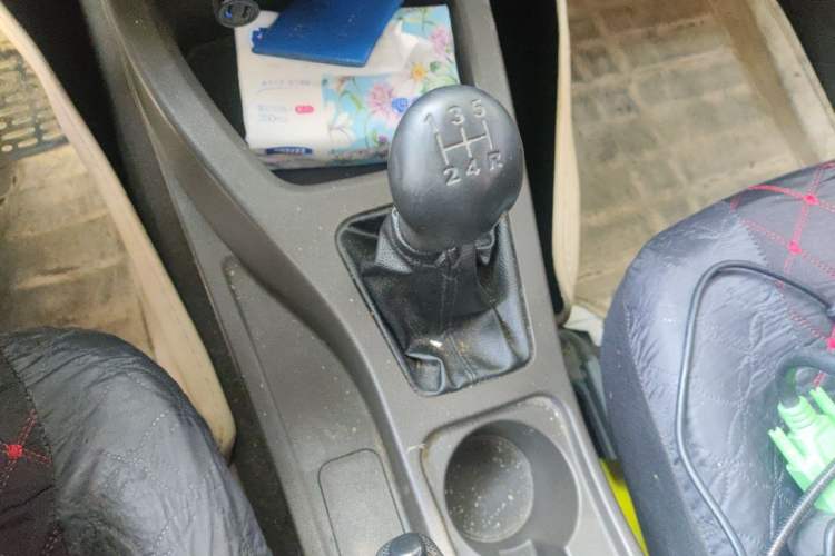 Used Wuling Rongguang V 2018 1.5L Standard Version Gear Lever