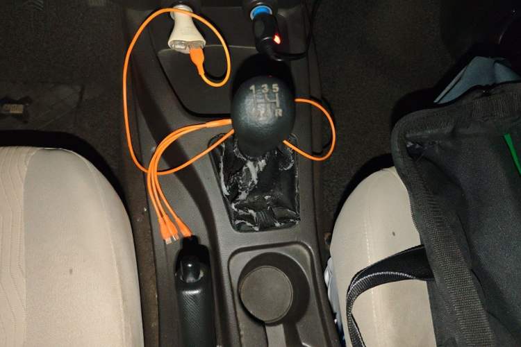 Used Wuling Rongguang V 2018 1.5L Standard Version Gear Lever