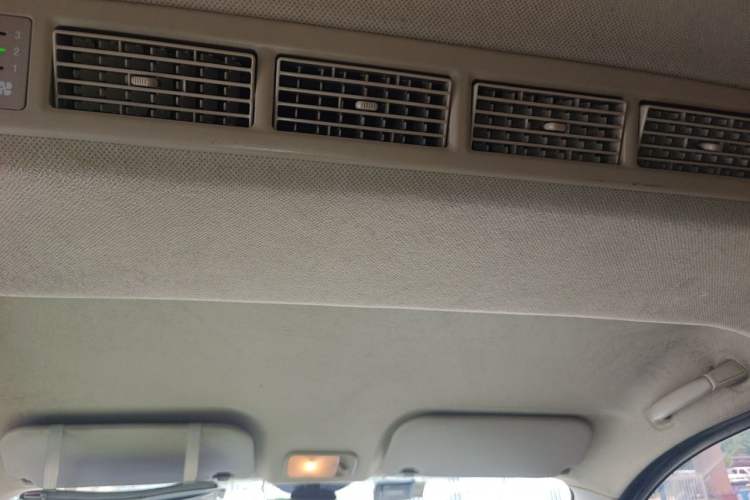 Used Wuling Rongguang V 2018 1.5L Standard Version Headliner