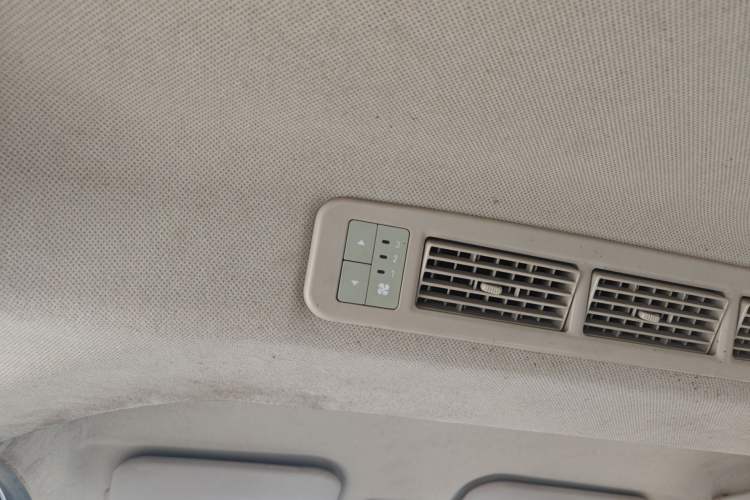 Used Wuling Rongguang V 2018 1.5L Standard Version Headliner