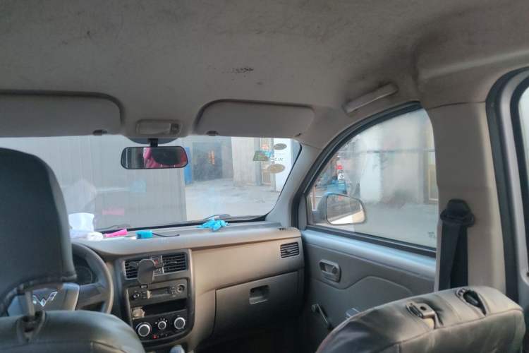 Used Wuling Rongguang V 2018 1.5L Practical Version Headliner