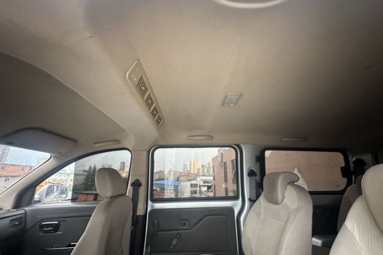 Used Wuling Rongguang V 2018 1.5L Standard Version Headliner