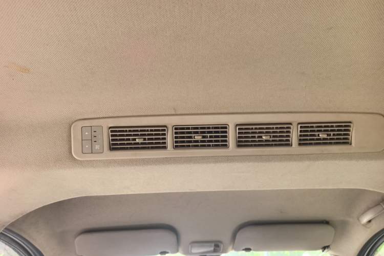 Used Wuling Rongguang V 2018 1.5L Standard Version Headliner