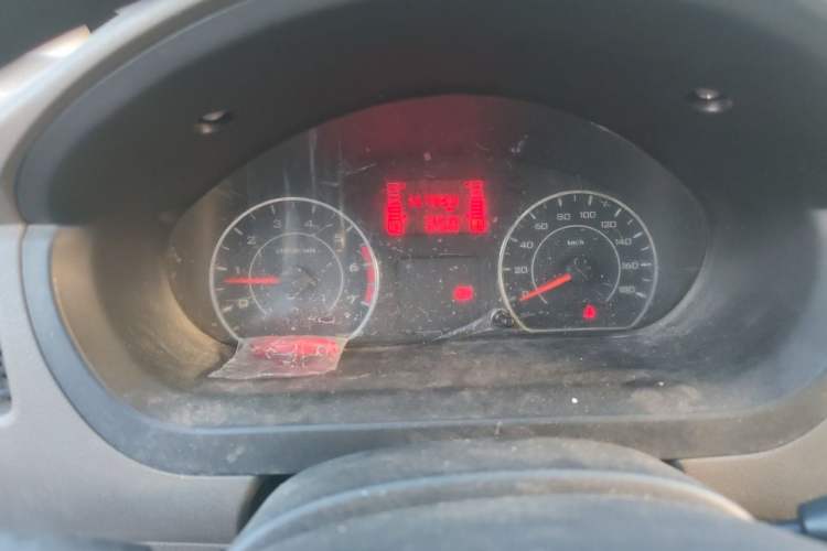 Used Wuling Rongguang V 2018 1.5L Practical Version Instrument Cluster