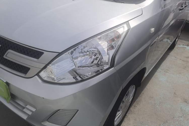 Used Wuling Rongguang V 2018 1.5L Practical Version Left Front Headlight