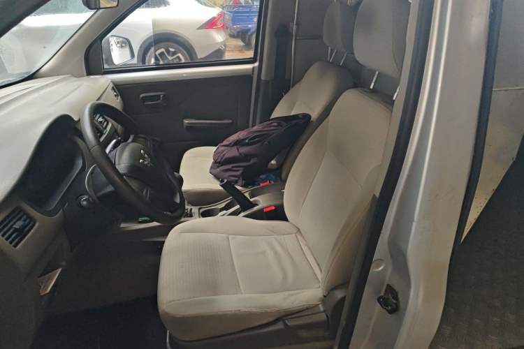 Used Wuling Rongguang V  Left Front Seat