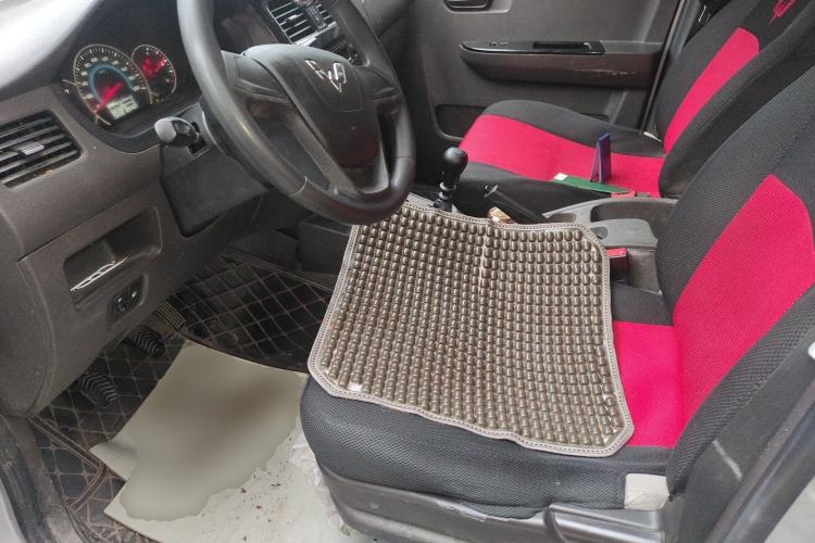 Used Wuling Rongguang V 2018 1.5L Standard Version Left Front Seat