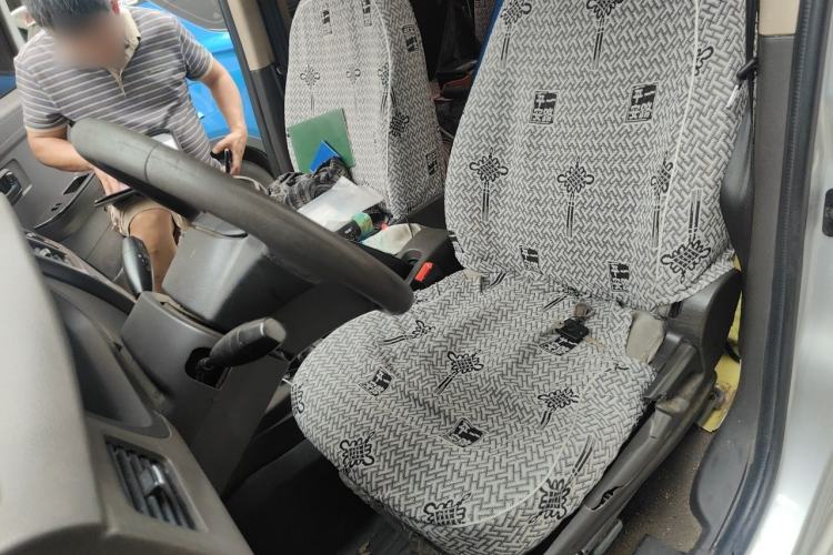 Used Wuling Rongguang V 2018 1.5L Standard Version Left Front Seat