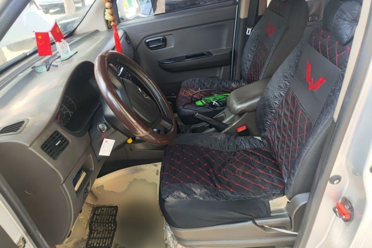 Used Wuling Rongguang V 2018 1.5L Standard Version Left Front Seat