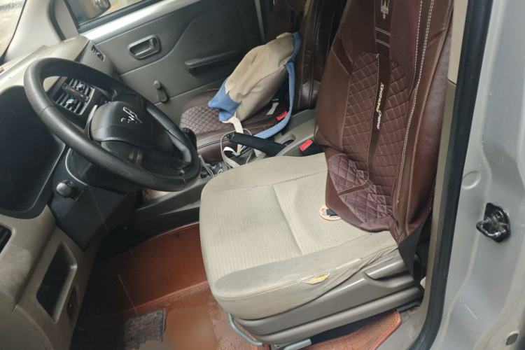 Used Wuling Rongguang V 2018 1.5L Practical Version Left Front Seat