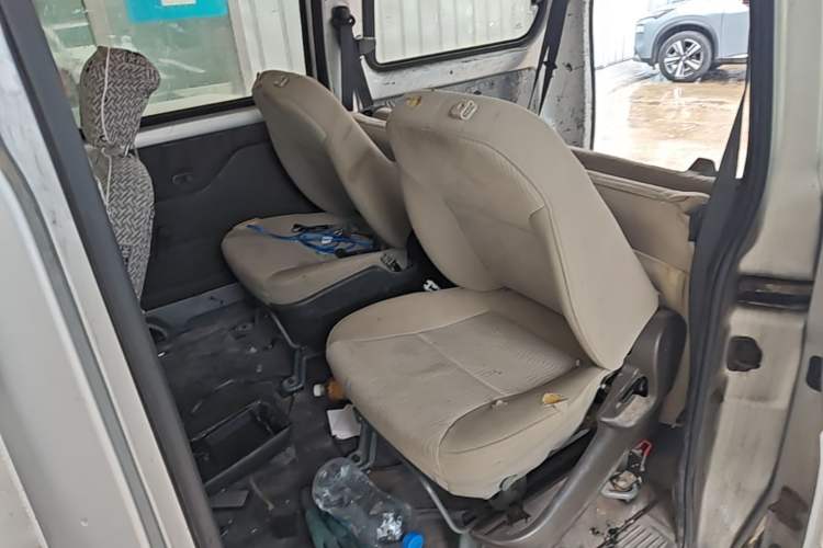 Used Wuling Rongguang V 2018 1.5L Standard Version Left Rear Seat