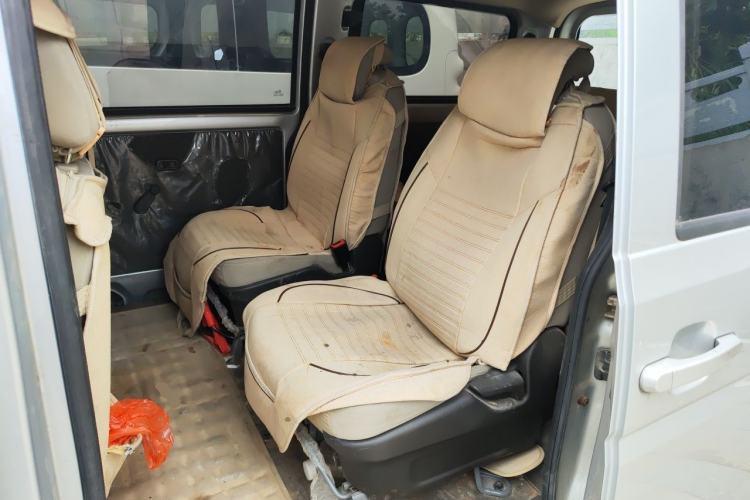 Used Wuling Rongguang V 2018 1.5L Standard Version Left Rear Seat