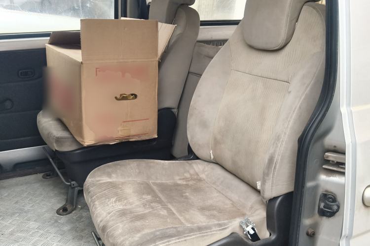 Used Wuling Rongguang V 2018 1.5L Standard Version Left Rear Seat