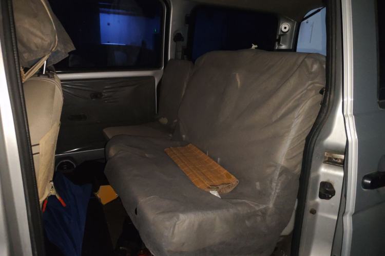 Used Wuling Rongguang V 2018 1.2L Practical Model Left Rear Seat