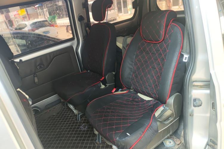 Used Wuling Rongguang V 2018 1.5L Standard Version Left Rear Seat
