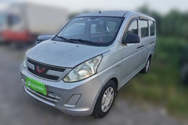 Używany Wuling Rongguang V 2018 1.5L Practical Version