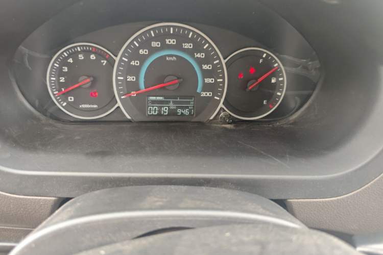 Used Wuling Rongguang V 2018 1.5L Standard Version Odometer Close Up