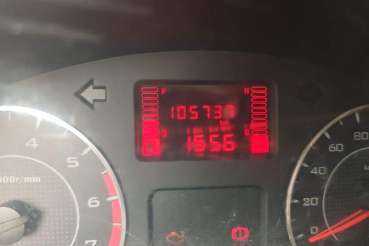Used Wuling Rongguang V  Odometer Close Up