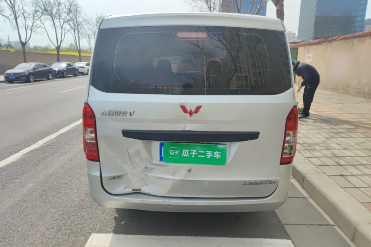 Used Wuling Rongguang V 2018 1.2L Practical Model Rear