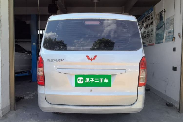 Used Wuling Rongguang V 2018 1.5L Standard Version Rear