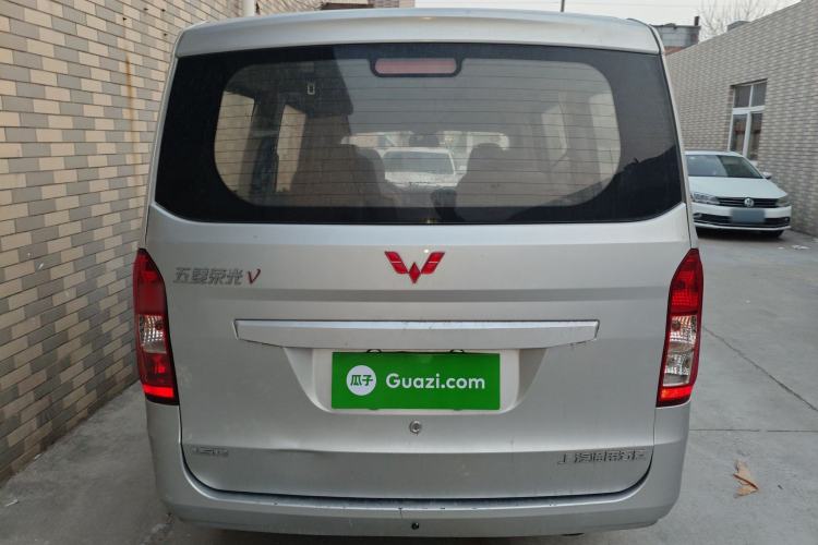 Used Wuling Rongguang V 2018 1.5L Standard Version Rear
