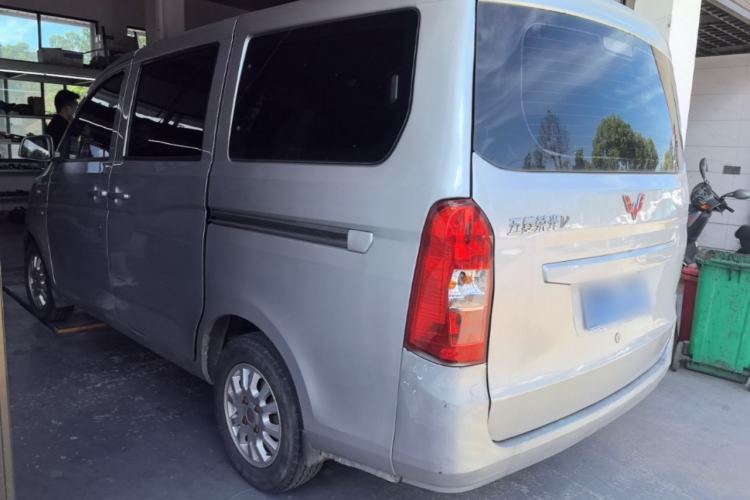 Used Wuling Rongguang V 2018 1.5L Standard Version Rear Left 45 Deg