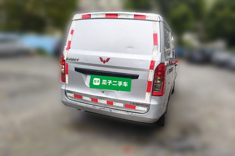 Used Wuling Rongguang V 2018 1.5L Practical Version Rear