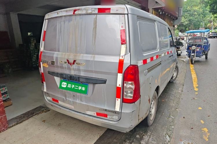 Used Wuling Rongguang V  Rear Right 45 Deg