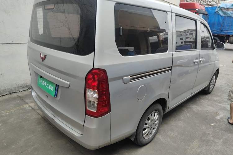 Used Wuling Rongguang V 2018 1.5L Standard Version Rear Right 45 Deg