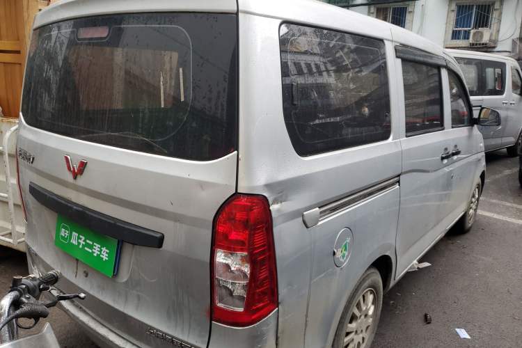 Used Wuling Rongguang V 2018 1.5L Practical Version Rear Right 45 Deg