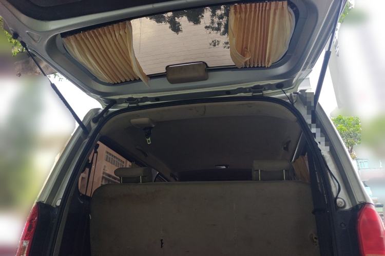 Used Wuling Rongguang V 2018 1.5L Standard Version Trunk
