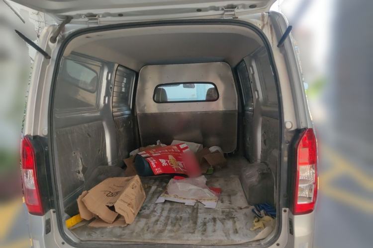 Used Wuling Rongguang V  Trunk