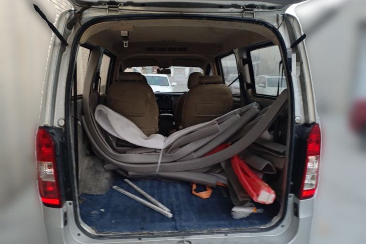 Used Wuling Rongguang V 2018 1.5L Standard Version Trunk