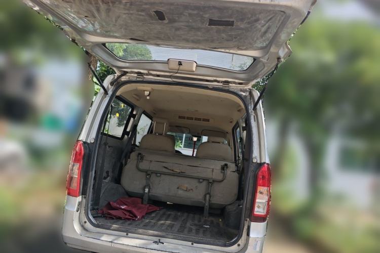 Used Wuling Rongguang V 2018 1.5L Standard Version Trunk